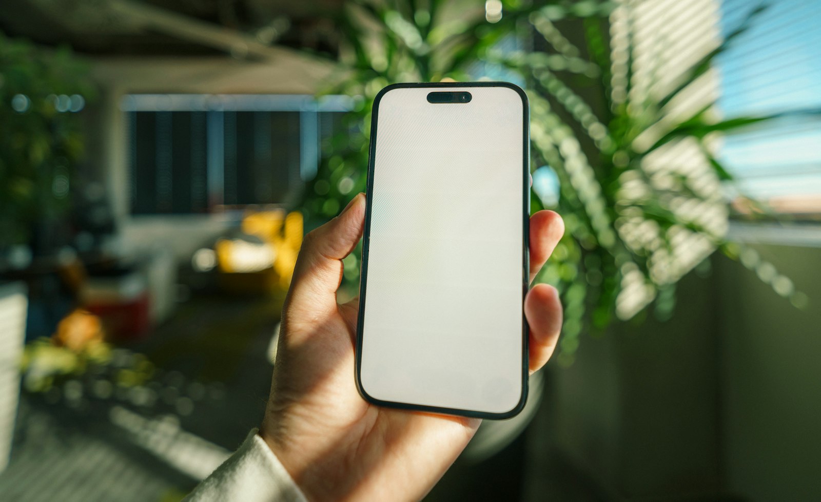 Social Media Privacy Settings: Common Mistakes to Avoid